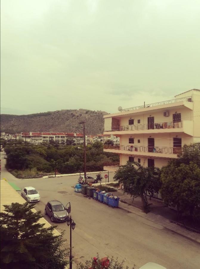 Kolokotroni'S Apartment 纳夫普利翁 外观 照片